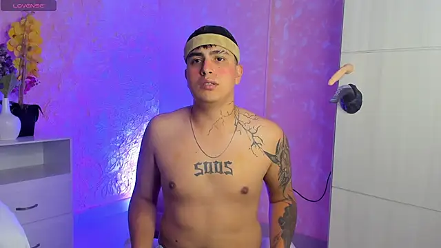 ThomasThundr online show from March 2026 05:02:02 AM