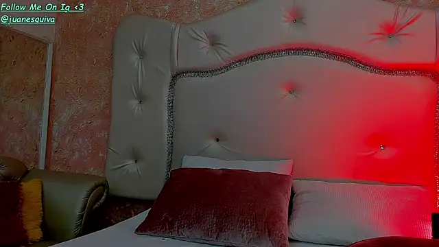 ThomasThundr online show from April 2026 04:34:01 AM