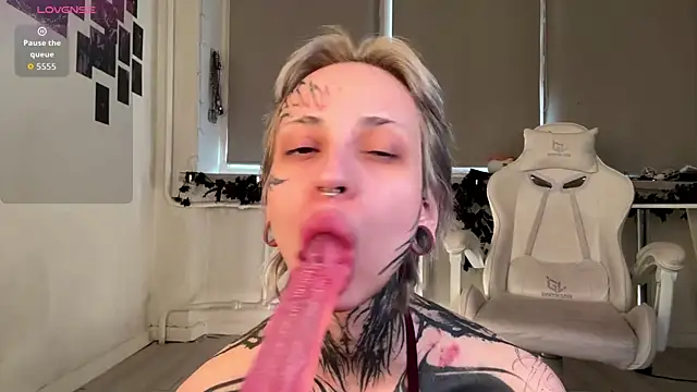 KizzieSherbert online show from May 2026 01:38:01 PM