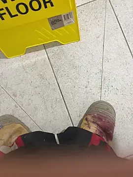 wasntevenme online show from April 2026 01:52:02 AM