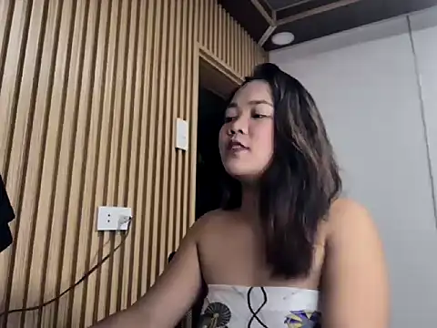  georgiax  online show from March 2026 05:52:02 PM