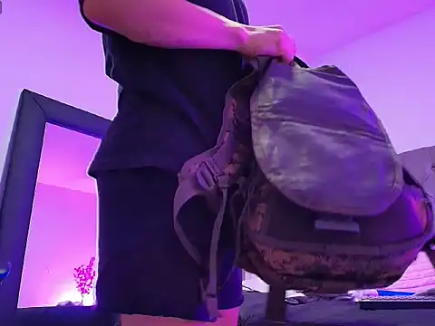 Dallas Whitee online show from April 2026 07:29:01 PM