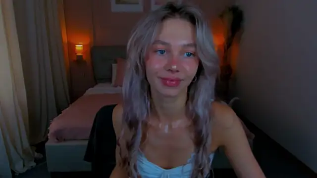 LuluAlis online show from July 2026 02:43:01 PM