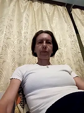 Snapshot of Tania9876 chatting on June 2026 07:34:02 PM Tania9876 online show from June 2026 07:34:02 PM
