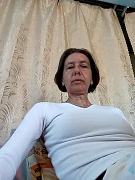 Snapshot of Tania9876 chatting on June 2026 07:11:01 AM Tania9876 online show from June 2026 07:11:01 AM