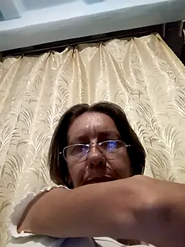 Snapshot of Tania9876 chatting on June 2026 07:03:02 PM Tania9876 online show from June 2026 07:03:02 PM
