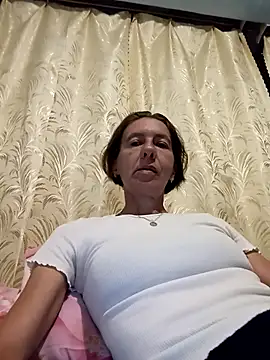 Snapshot of Tania9876 chatting on July 2026 07:05:02 PM Tania9876 online show from July 2026 07:05:02 PM