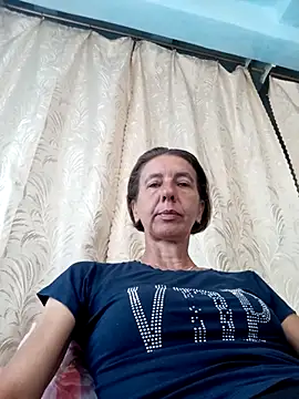 Snapshot of Tania9876 chatting on July 2026 07:22:01 AM Tania9876 online show from July 2026 07:22:01 AM