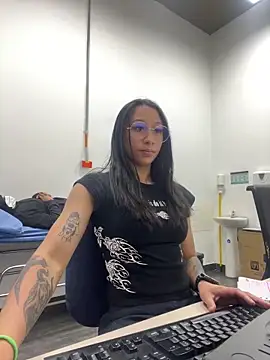 mina harker online show from April 2026 04:43:02 PM