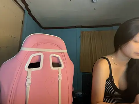Snapshot of pinay_celebrity chatting on June 2026 06:44:01 PM pinay celebrity online show from June 2026 06:44:01 PM