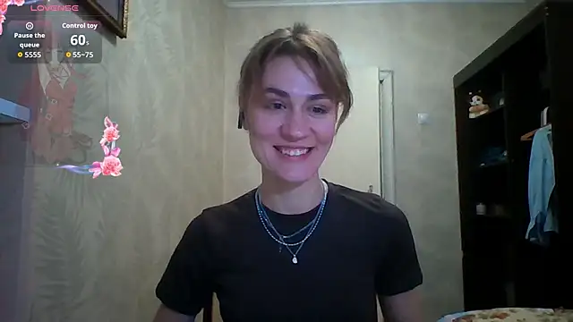 ElenoreHolguin online show from March 2026 03:15:01 PM