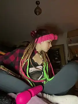 420Lina666 online show from April 2026 11:35:02 PM