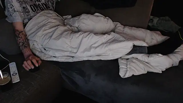 Hottehans88 online show from April 2026 06:22:01 AM