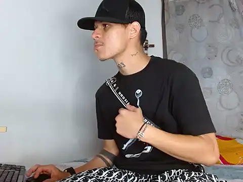 ethanchamo online show from March 2026 06:45:02 PM