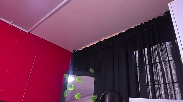 ailyn-20 online show from March 2026 10:25:01 PM