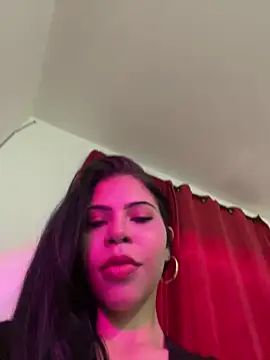 MiaReidd online show from March 2026 09:56:02 AM