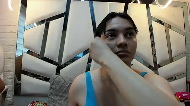 Alaia Blosson online show from April 2026 08:20:02 PM