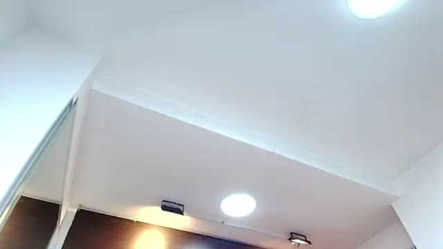 Gabriela meow online show from April 2026 12:32:01 PM