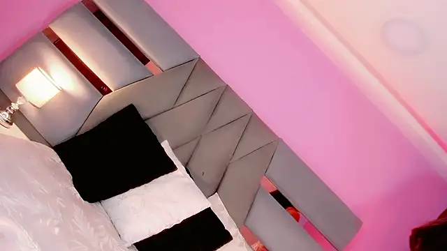 Dashahott online show from March 2026 12:20:01 PM