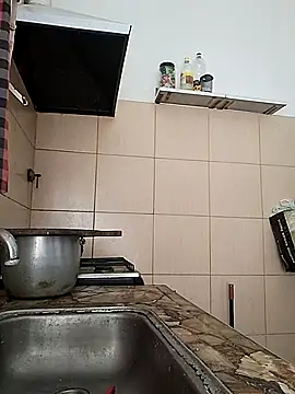 flor7772 online show from April 2026 04:31:02 PM