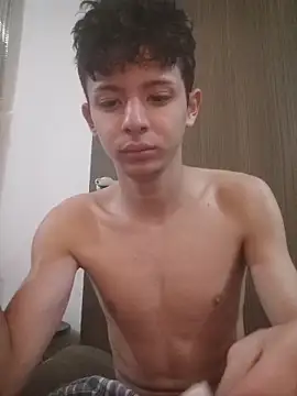 Daniel Roy online show from April 2026 10:22:01 PM