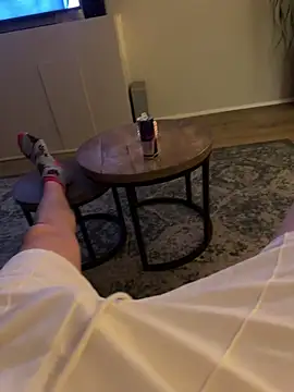 maniackle online show from April 2026 08:02:02 PM