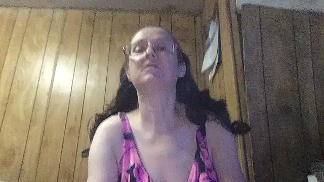 Snapshot of milfmichelle69 chatting on July 2026 02:06:02 AM milfmichelle69 online show from July 2026 02:06:02 AM
