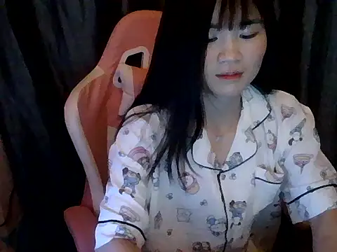 Snapshot of Cum-withyou chatting on June 2026 04:45:02 PM Cum-withyou online show from June 2026 04:45:02 PM