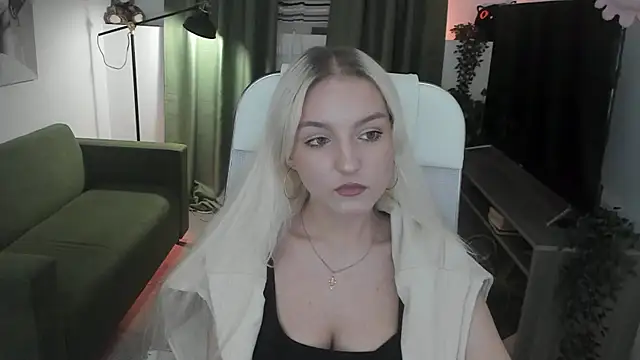 ViolaMore online show from April 2026 02:36:02 PM