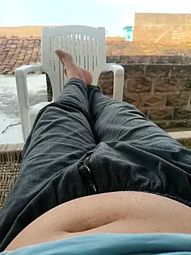 Desii rockstarr online show from April 2026 11:43:01 AM