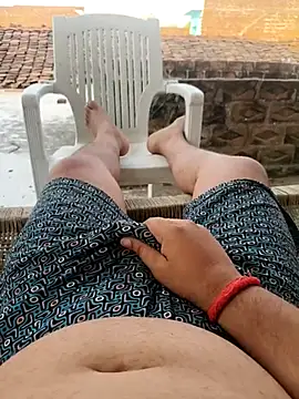 Desii rockstarr online show from April 2026 11:53:02 AM