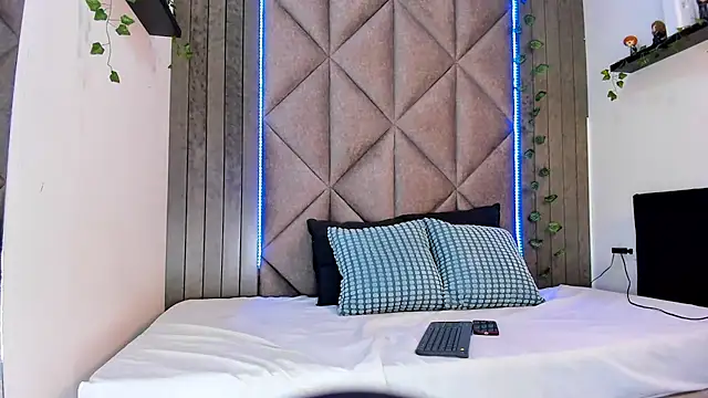 Meganlove   online show from April 2026 02:53:02 AM