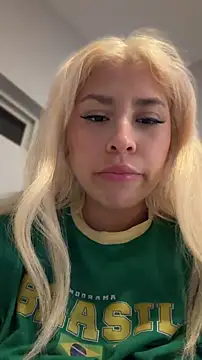 mxmxee online show from April 2026 03:19:01 AM