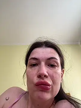 Cutee Erika online show from April 2026 07:07:01 AM