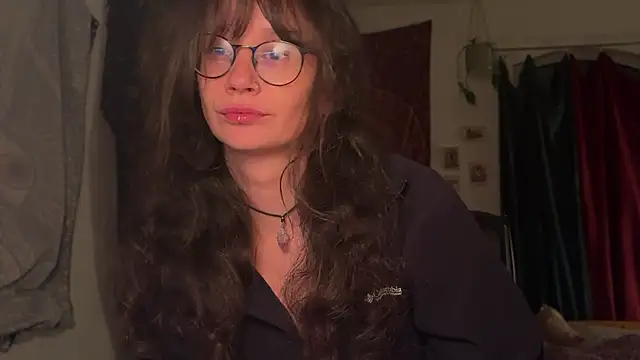 nyxo  online show from April 2026 12:41:02 AM