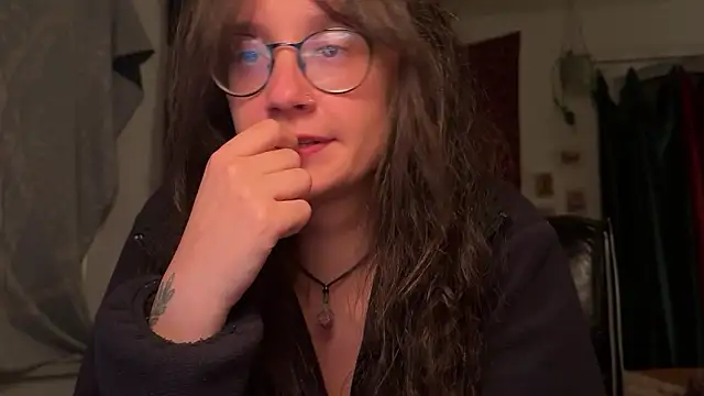 nyxo  online show from April 2026 11:26:01 PM