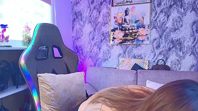 Katalina Alvarezz online show from April 2026 07:06:02 PM