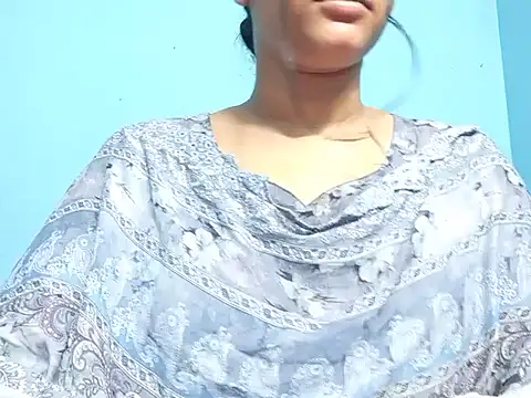 Emma 4433 online show from April 2026 05:12:02 PM