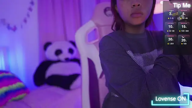 nahomy 2308 online show from April 2026 12:06:02 PM