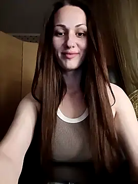 LunaCrystall online show from April 2026 05:16:02 PM