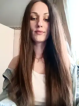 LunaCrystall online show from April 2026 03:49:02 PM