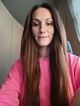 Snapshot of LunaCrystall chatting on June 2026 03:58:02 PM LunaCrystall online show from June 2026 03:58:02 PM