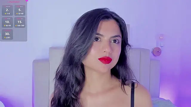 Snapshot of Zoee_Kravitz chatting on May 2026 09:41:01 PM Zoee Kravitz online show from May 2026 09:41:01 PM