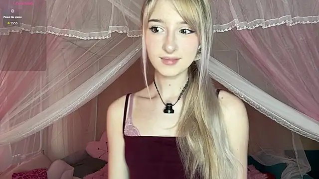 OnlyEva1 online show from June 2026 09:04:02 AM