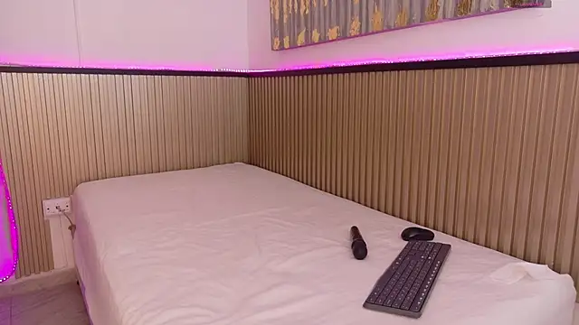  aria carterr  online show from April 2026 12:26:02 PM