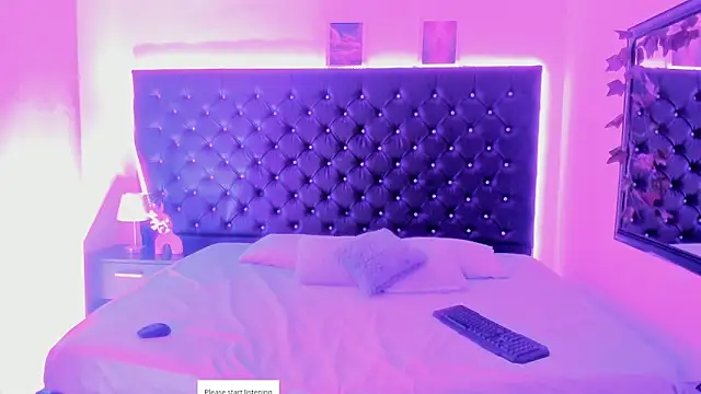 BellaRoge online show from April 2026 05:43:02 AM