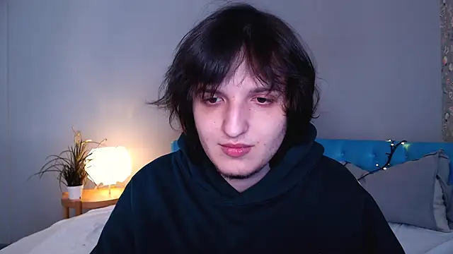 delalex online show from April 2026 09:28:01 PM