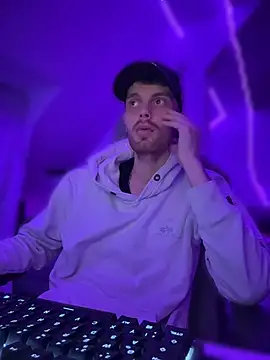 nomercy0807 online show from April 2026 08:44:01 PM