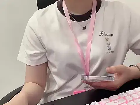 hunhun122 online show from June 2026 06:29:02 AM