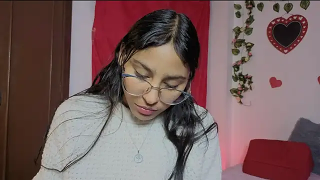 PaulaCutexs online show from May 2026 04:21:02 AM
